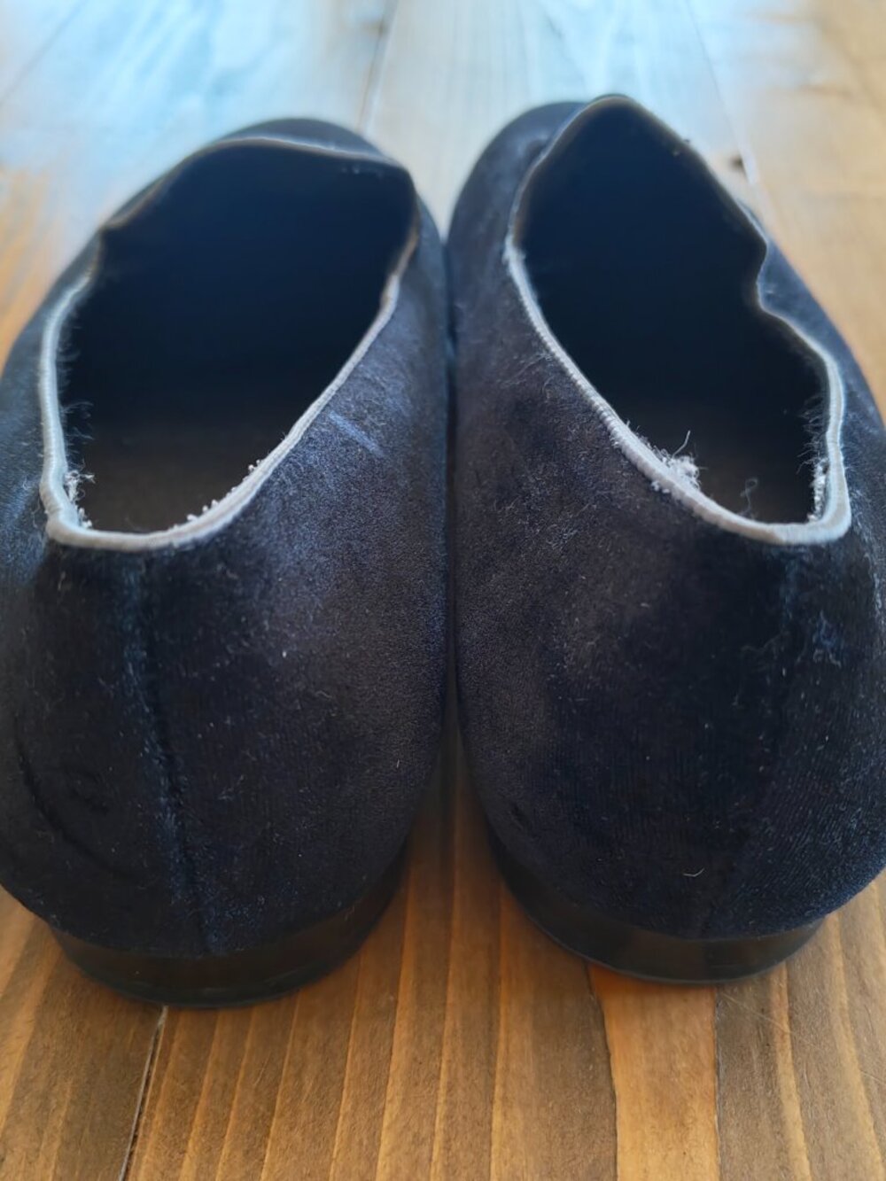 Saks Fifth Avenue “Reggie” Velvet Bulldog Loafers | Men’s 9M - Picture 6 of 7